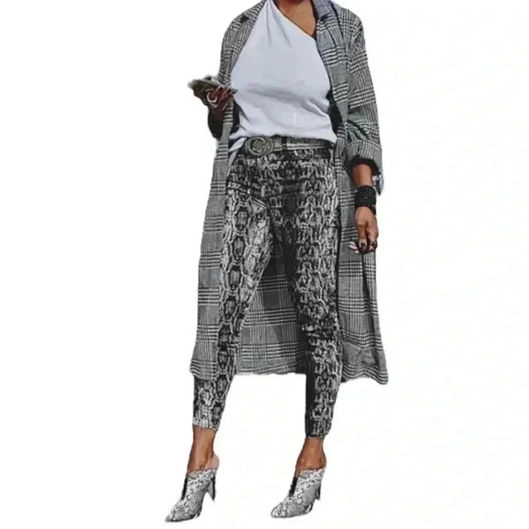 Zara Snakeskin Print Jeans High Waisted Ankle Cropped Raw Hem Grey  Cream Size 2 - Picture 1 of 16